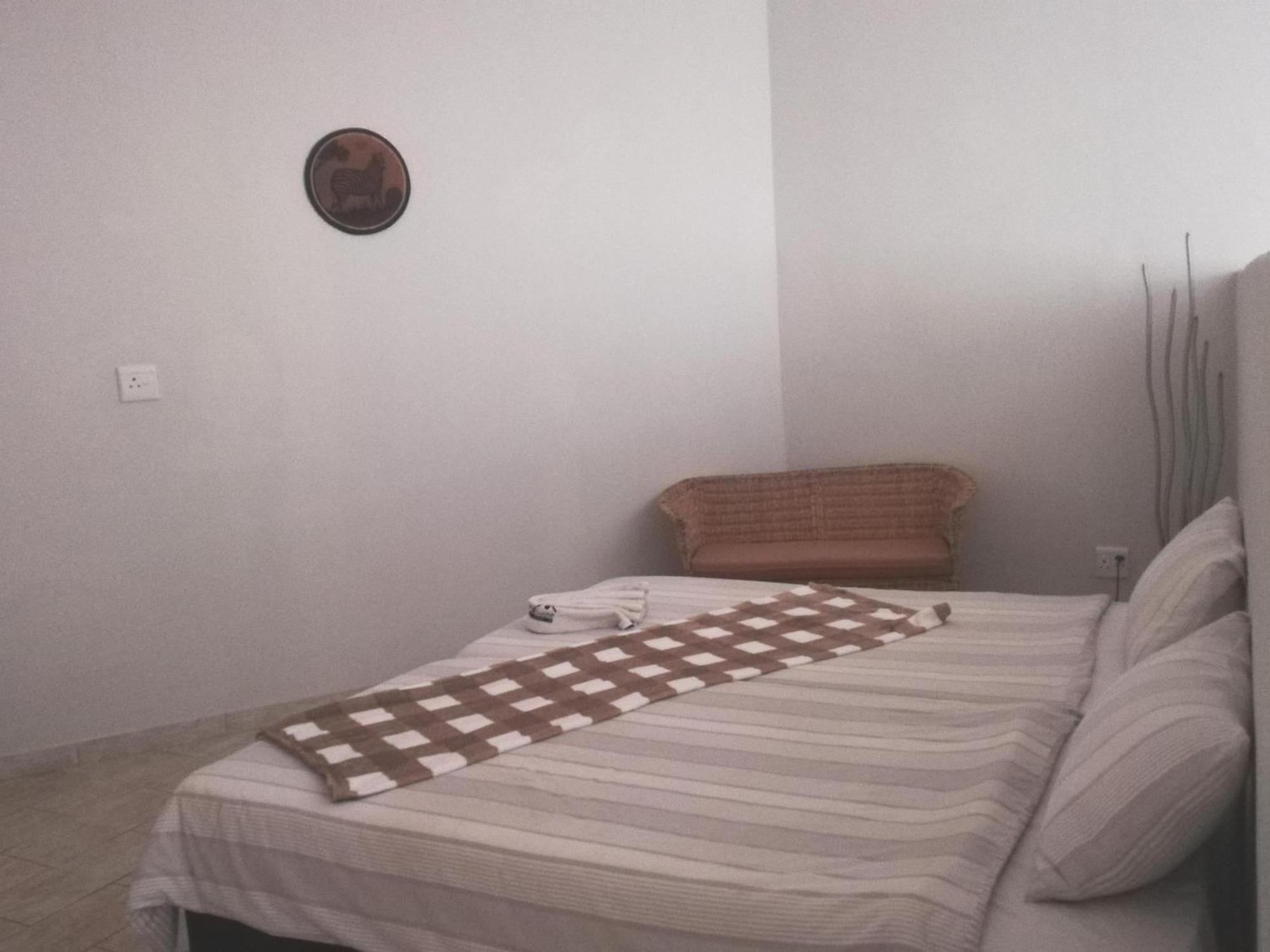 The Farmhouse Boutique Guesthouse And Beergarden Cc Outjo Room photo